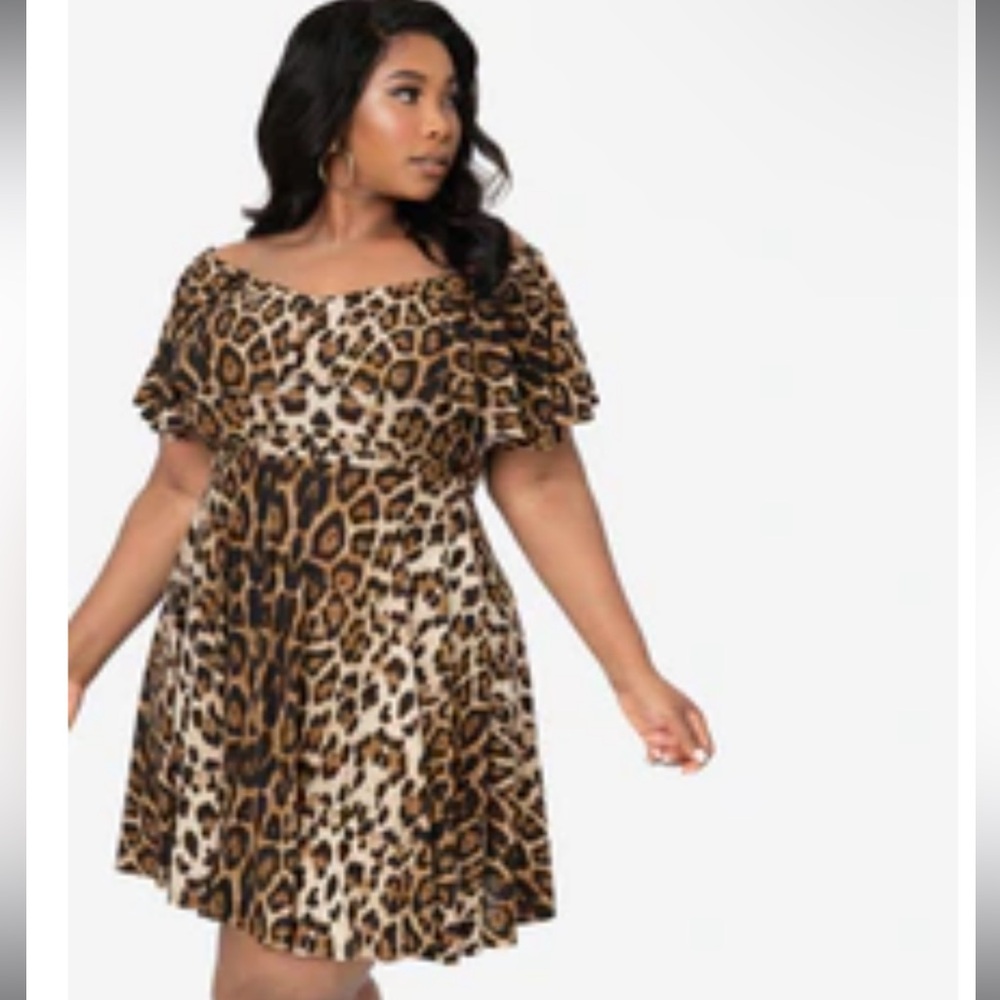 Unique Vintage leopard print dress